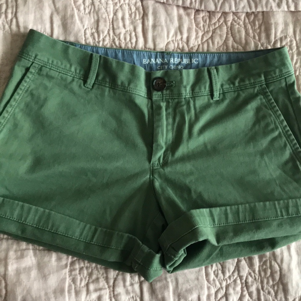 Banana Republic Green Color City Chino Shorts